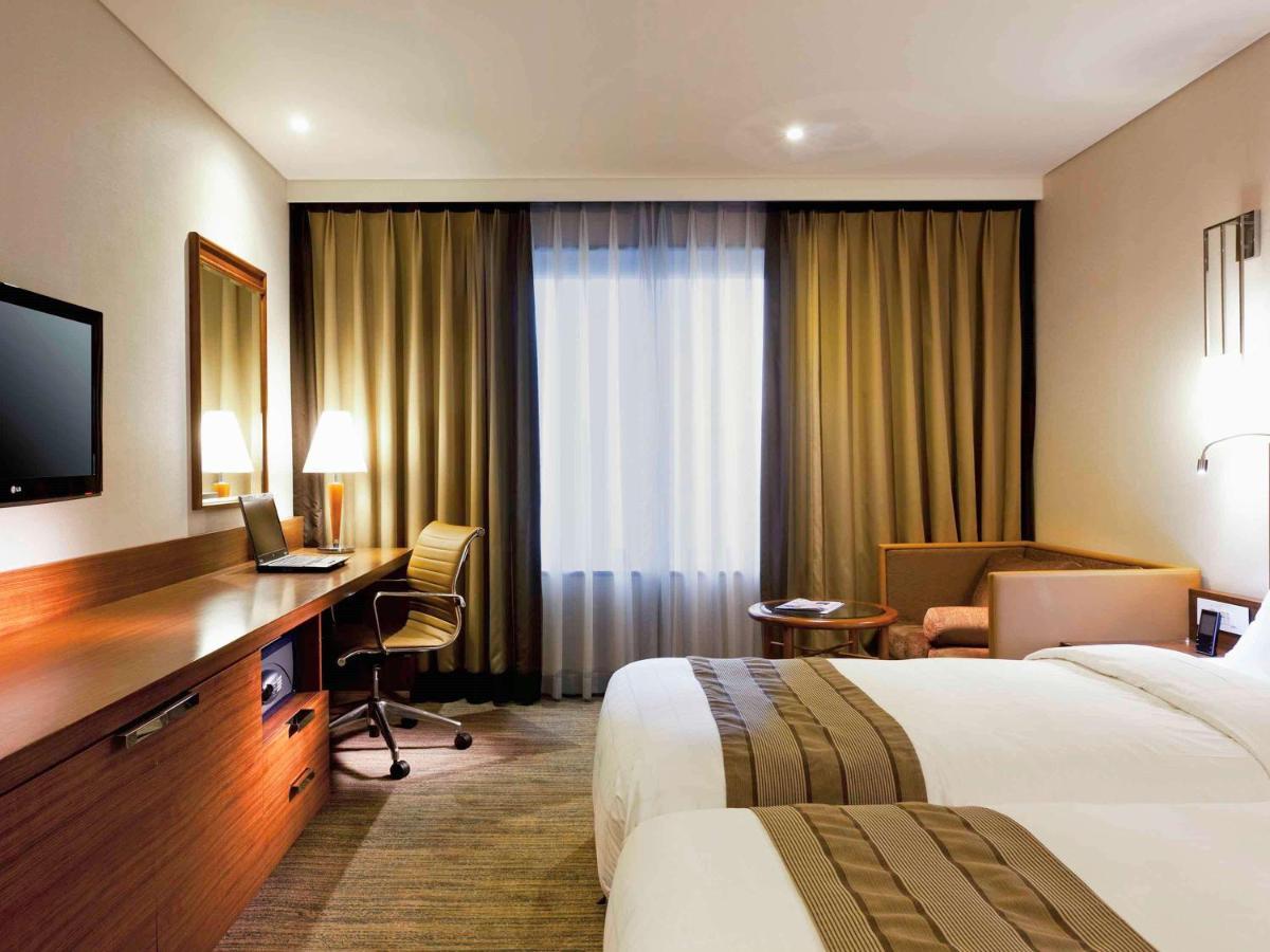 Novotel Ambassador Doksan Seoul Bagian luar foto