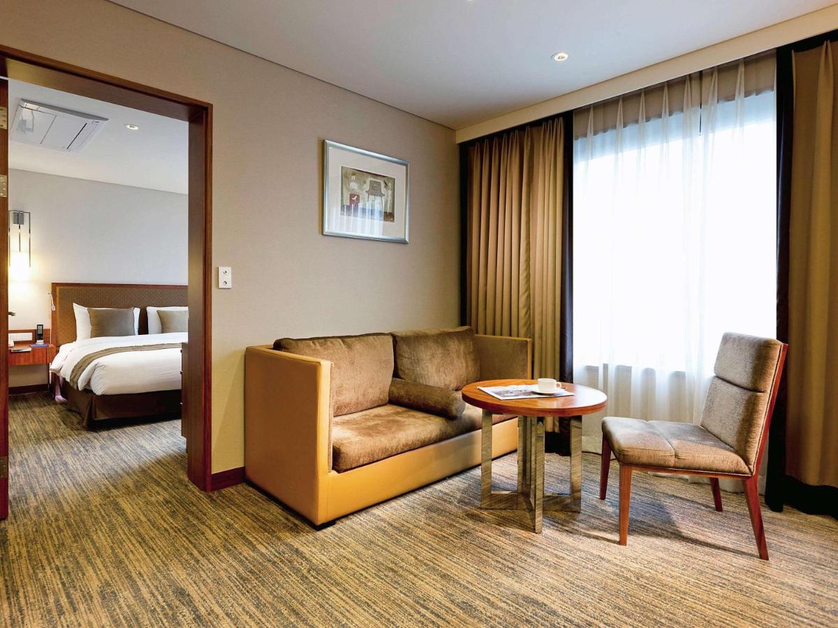 Novotel Ambassador Doksan Seoul Bagian luar foto